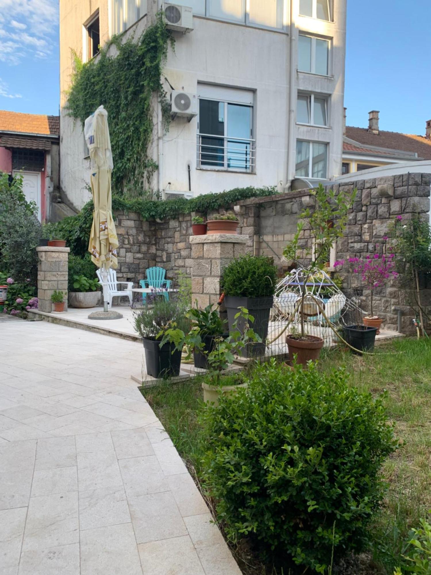 Ferienwohnung Rose Downtown Podgorica Exterior foto